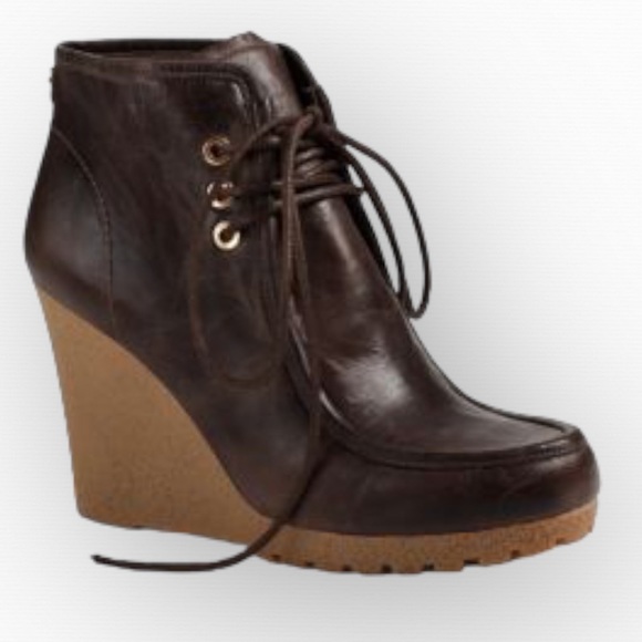 Michael Kors Shoes - LIKE NEW! Michael Kors Rory Tobacco Brown Leather Lace Up Wedge Booties Size 9